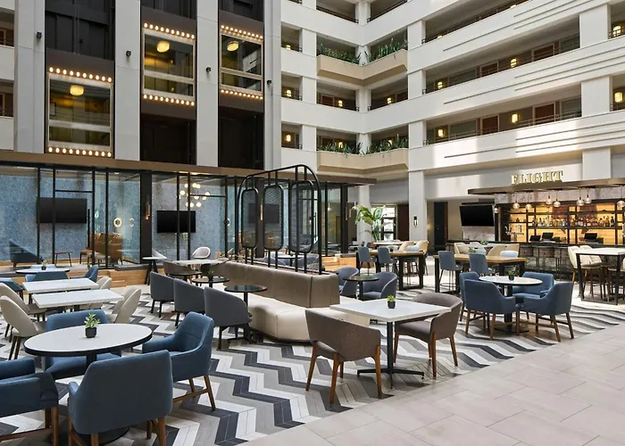 Sheraton Chicago O'hare Hotel 4*