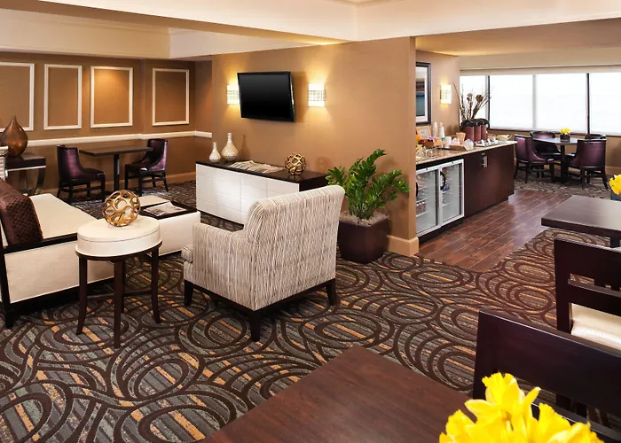 Sheraton Chicago O'hare Hotel 4*