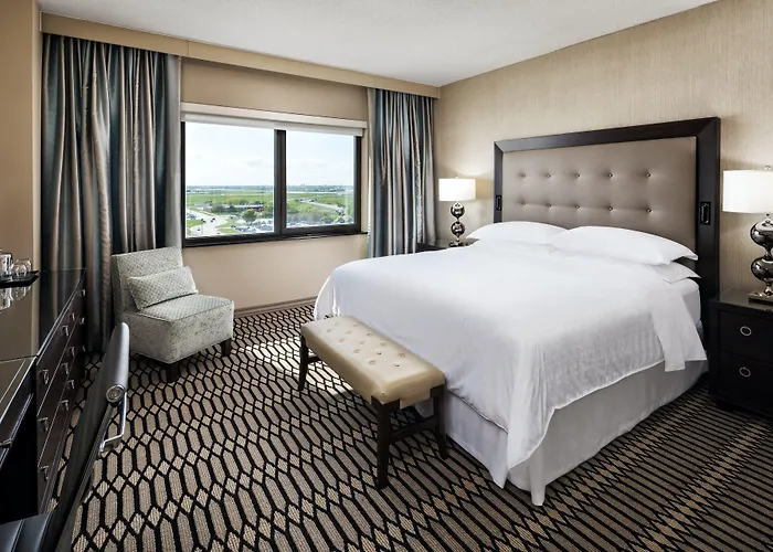 Sheraton Chicago O'hare 4*